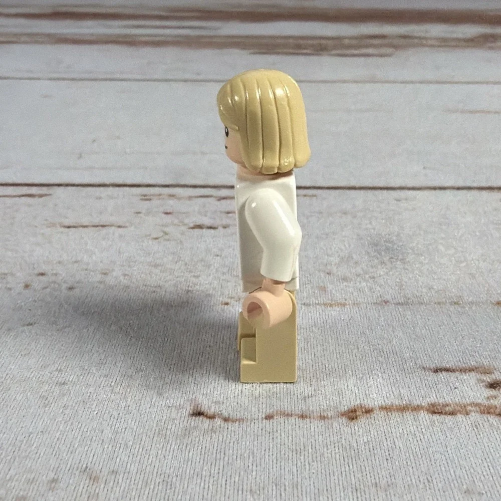 LEGO Star Wars 8092 Luke Skywalker Tatooine Figure
